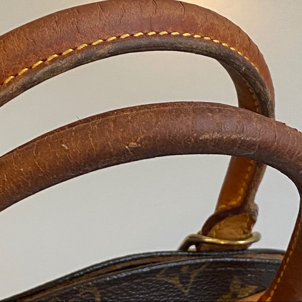 Louis Vuitton Ellipse PM Handbag - Picture 10 of 13